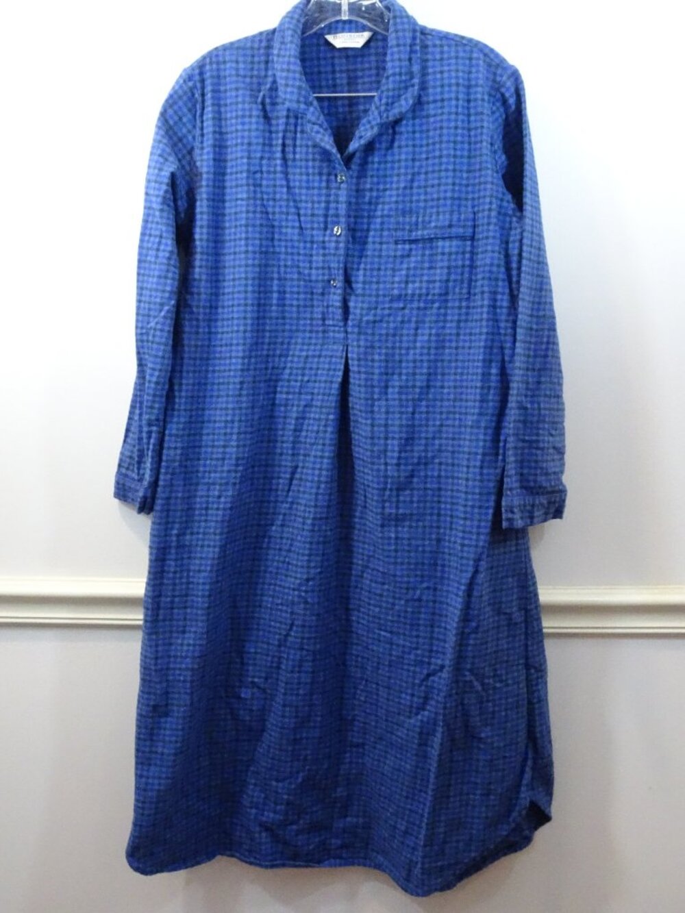 Bonsoir Plaid Blue Flannel Nightgown Women's Size S Cotton Long Sleeve Cozy